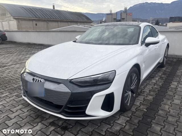 Audi e-tron GT - 11