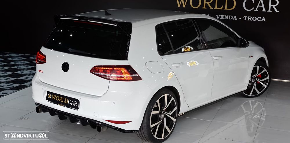 VW Golf - 17