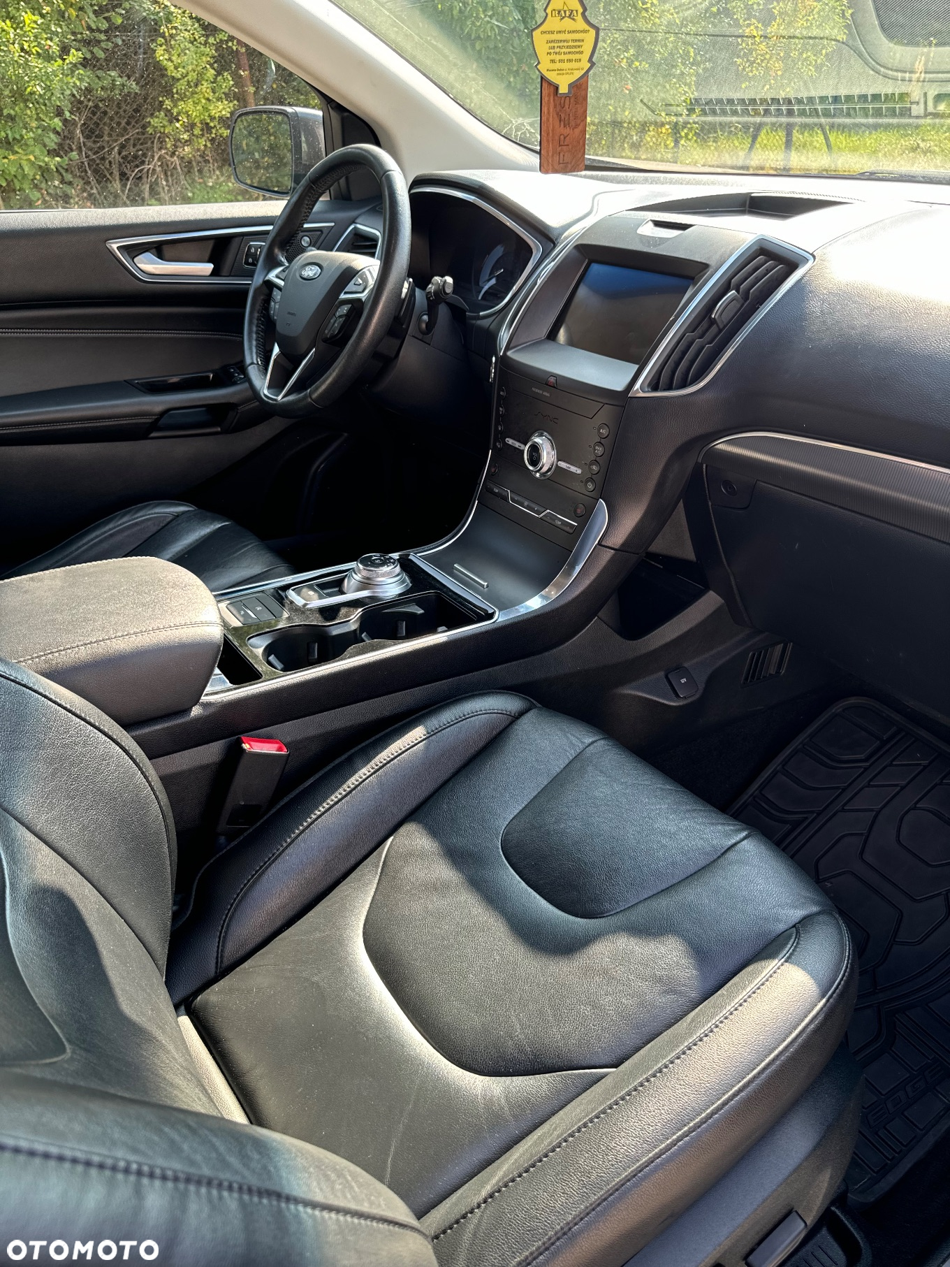 Ford Edge - 15