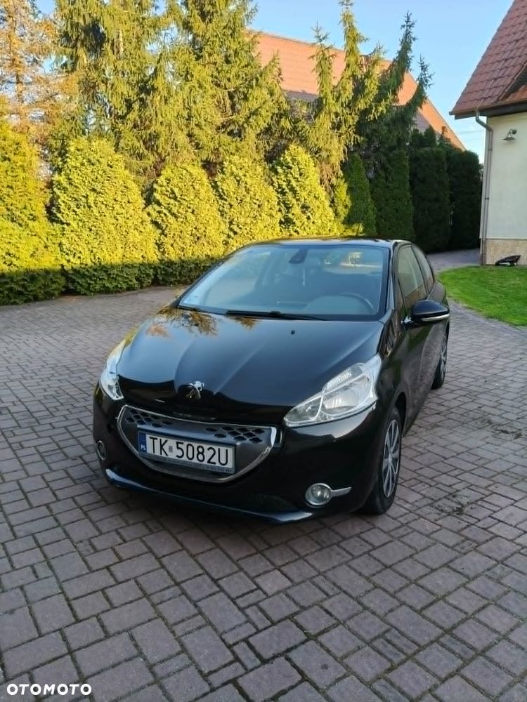 Peugeot 208 - 2