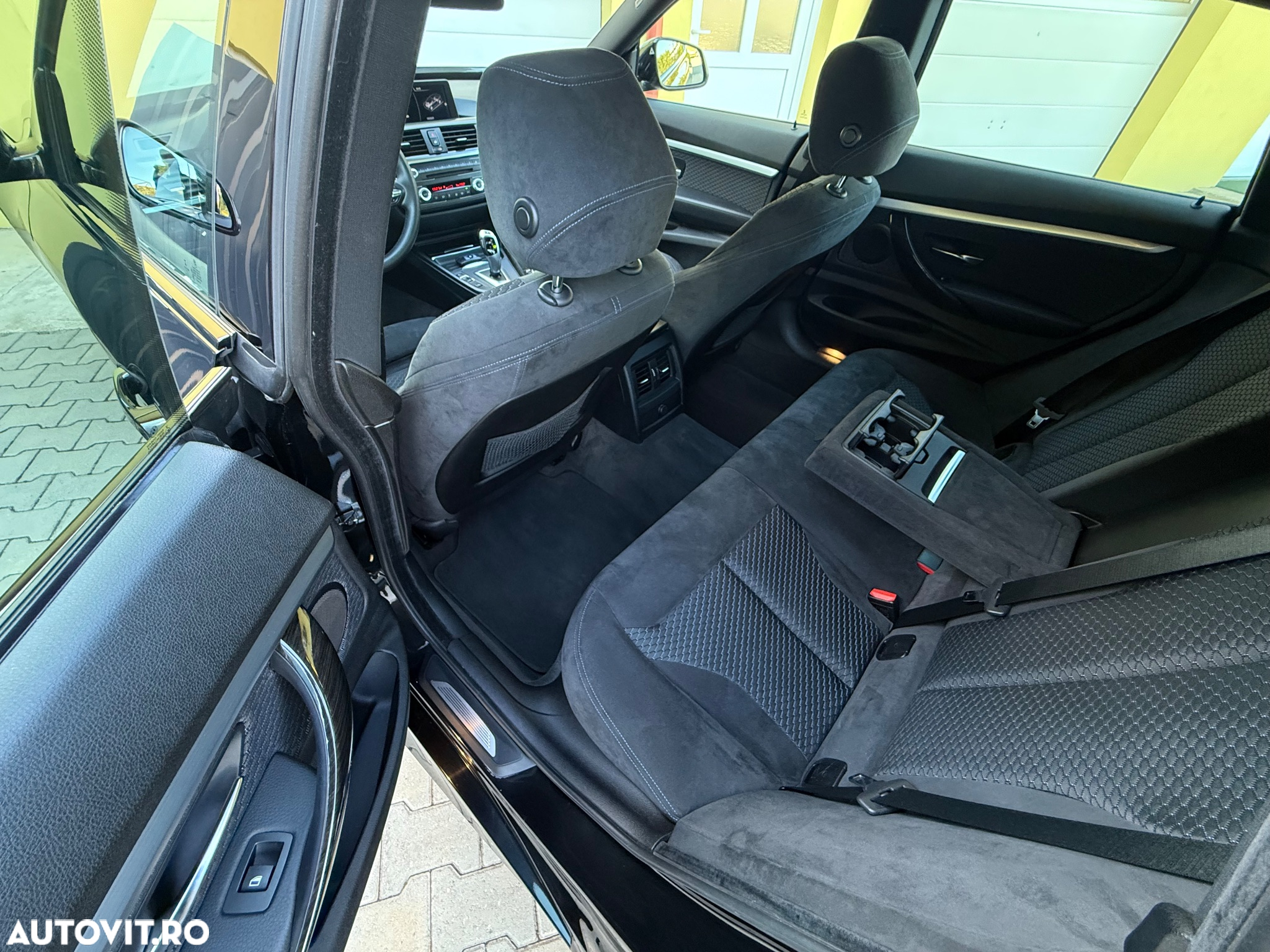 BMW Seria 3 320d GT Aut. - 6