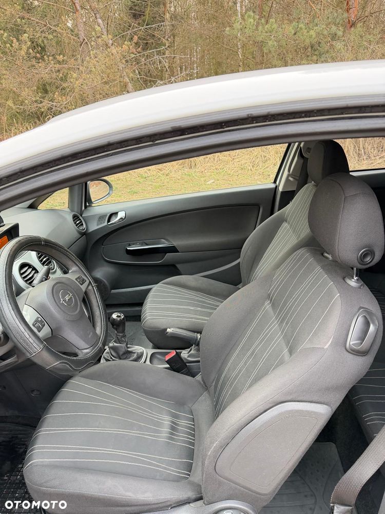 Opel Corsa 1.3 CDTI DPF Edition - 7