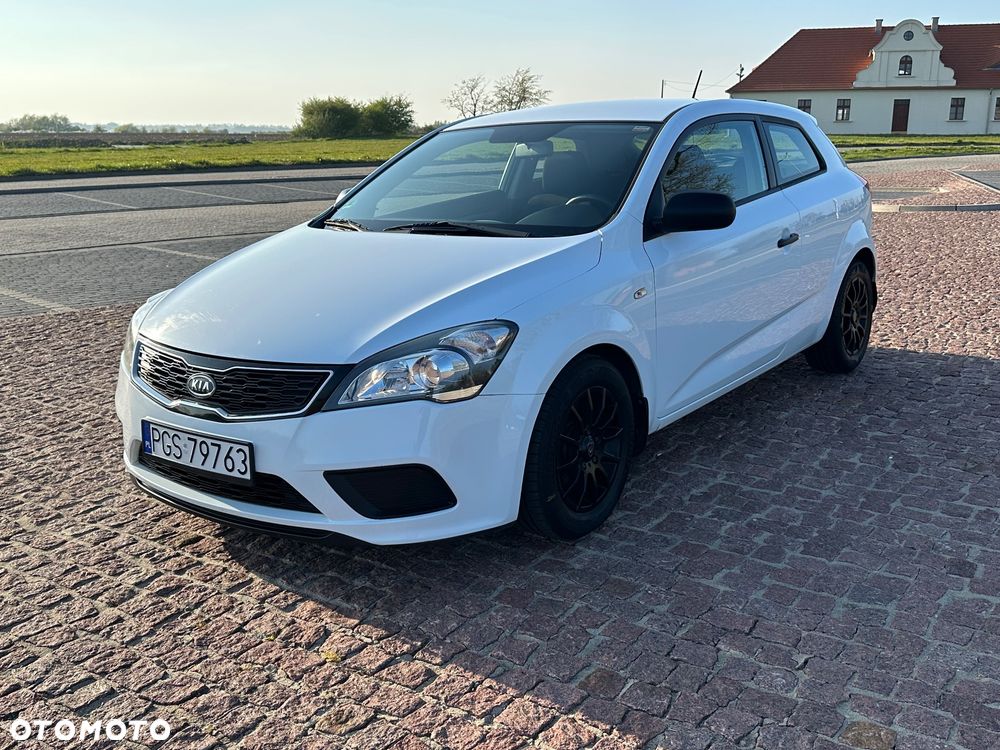 Kia ProCeed 1.4 M - 15