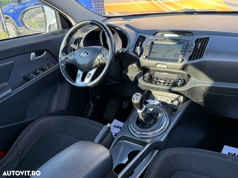 Kia Sportage 1.7 DSL MT 4x2 STYLE - 19