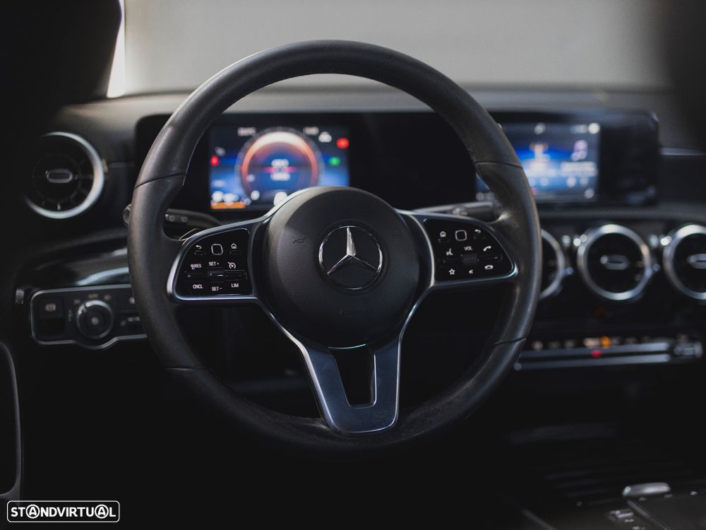 Mercedes-Benz A 180 d Progressive Aut. - 17