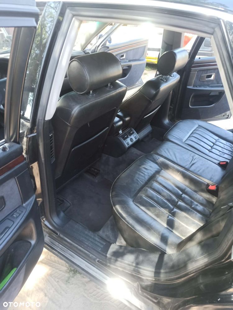 Audi A8 - 8