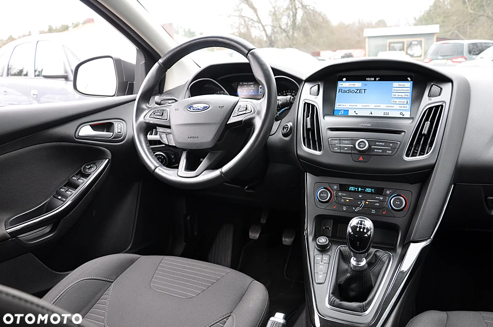 Ford Focus - 16