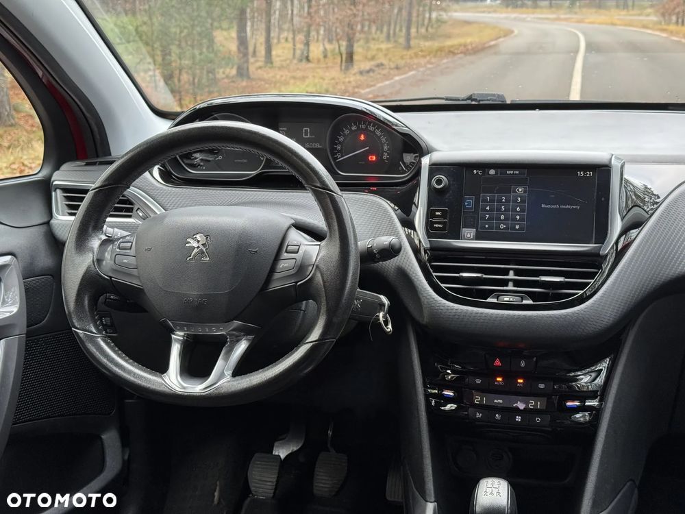 Peugeot 2008 1.2 Pure Tech Active S&S - 15