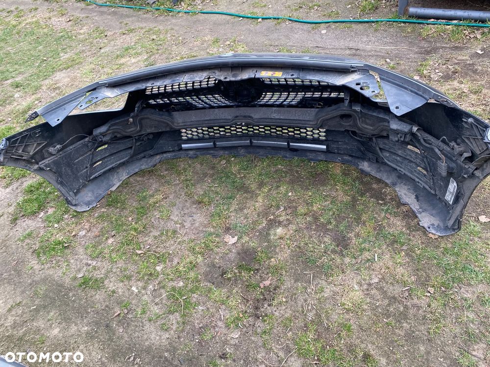 MERCEDES 177 amg kpl, zderzak styropian ochrona pieszych kolor 787 - 5