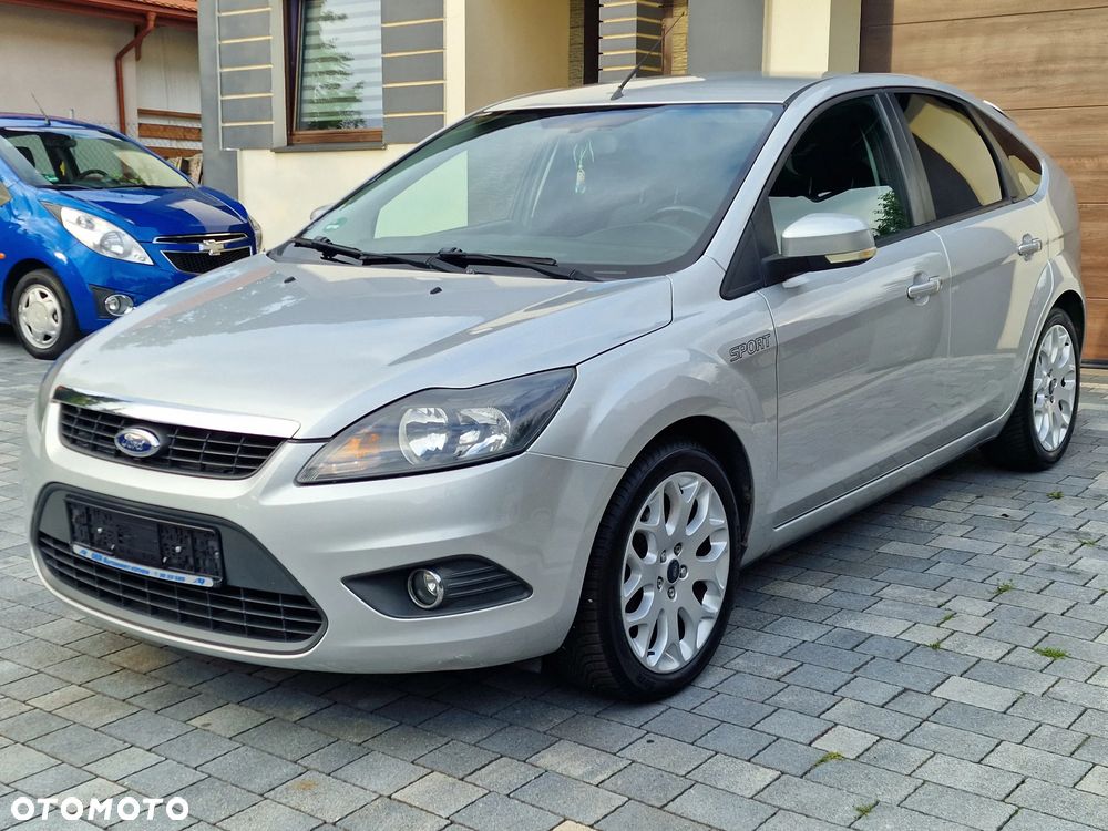 Ford Focus 1.8 FF Trend - 12