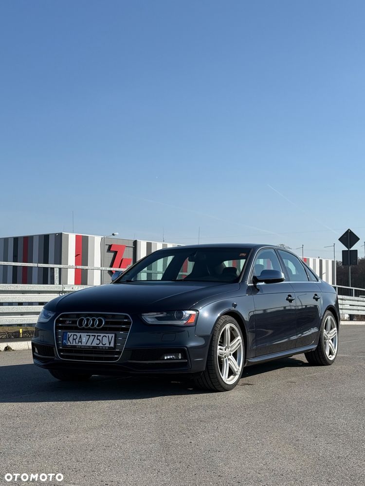 Audi S4 Limousine - 8