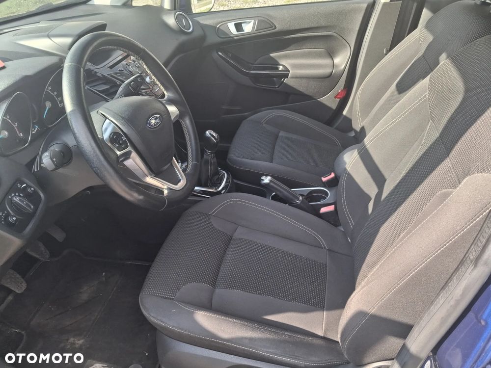 Ford Fiesta 1.0 EcoBoost STart-Stop Titanium - 9