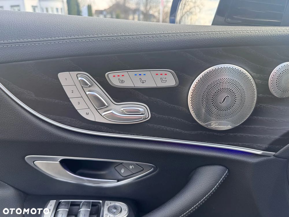 Mercedes-Benz Klasa E 200 4Matic 9G-TRONIC Avantgarde - 4