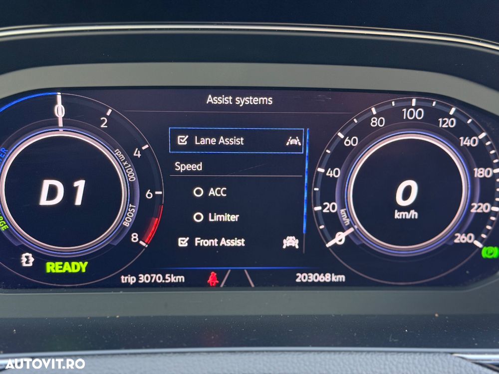 Volkswagen Passat - 26
