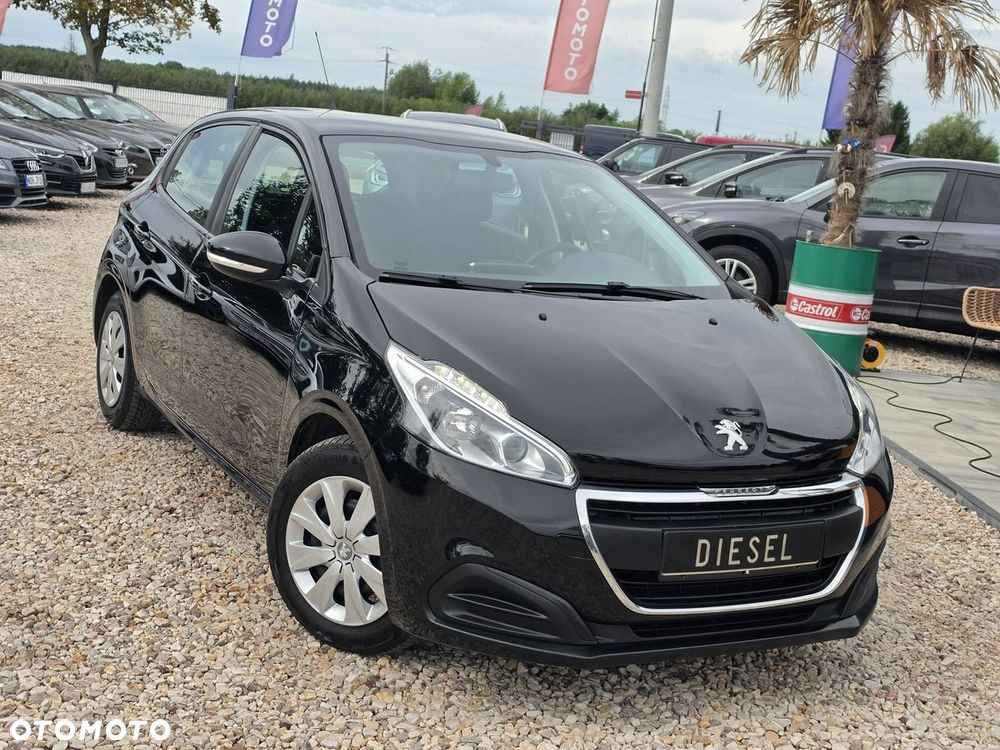 Peugeot 208 - 22