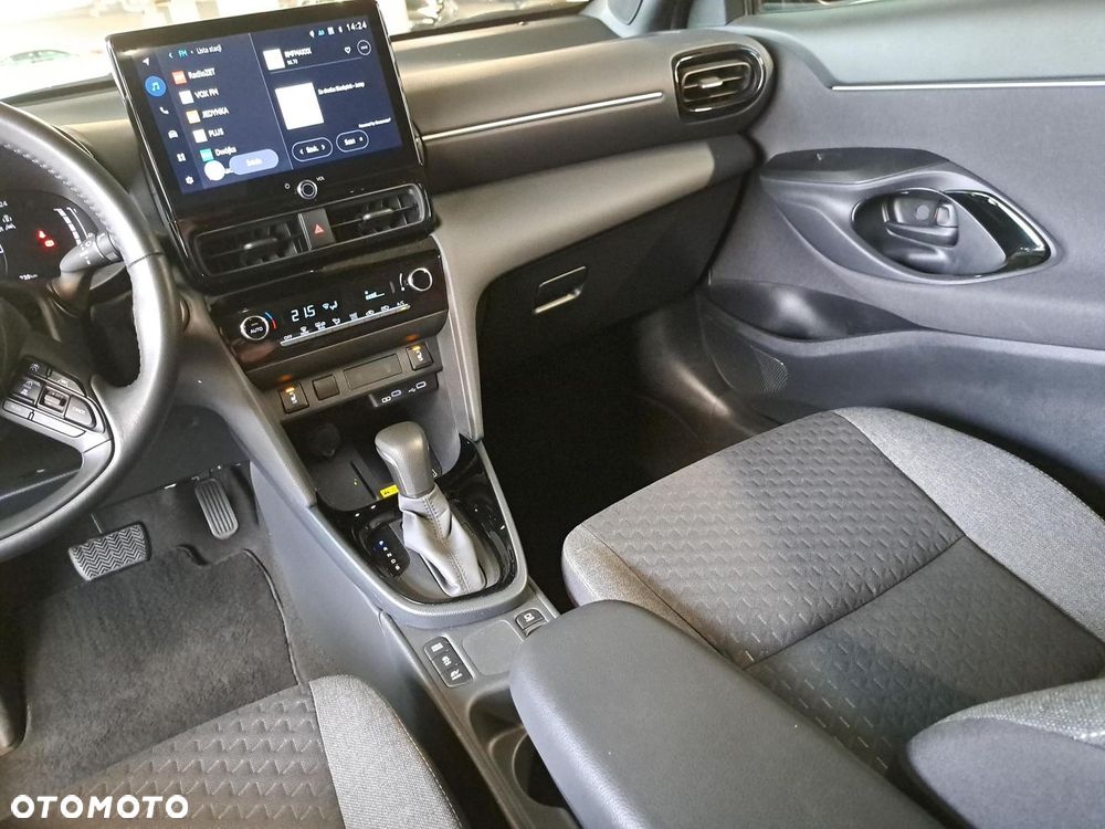 Toyota Yaris Cross Hybrid 1.5 Style - 28