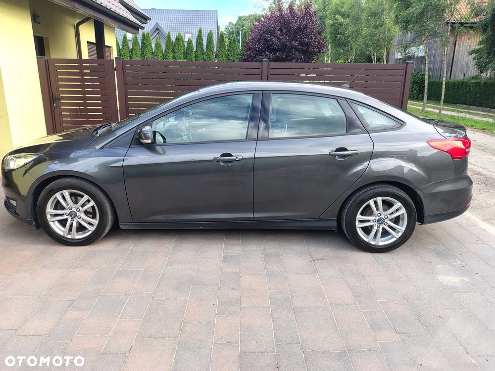 Ford Focus 1.5 TDCi SYNC Edition - 4