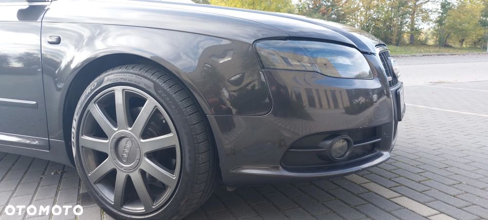 Audi A4 Limousine 2.0 TDI DPF - 13
