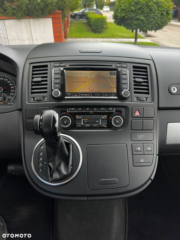 Volkswagen Multivan - 35
