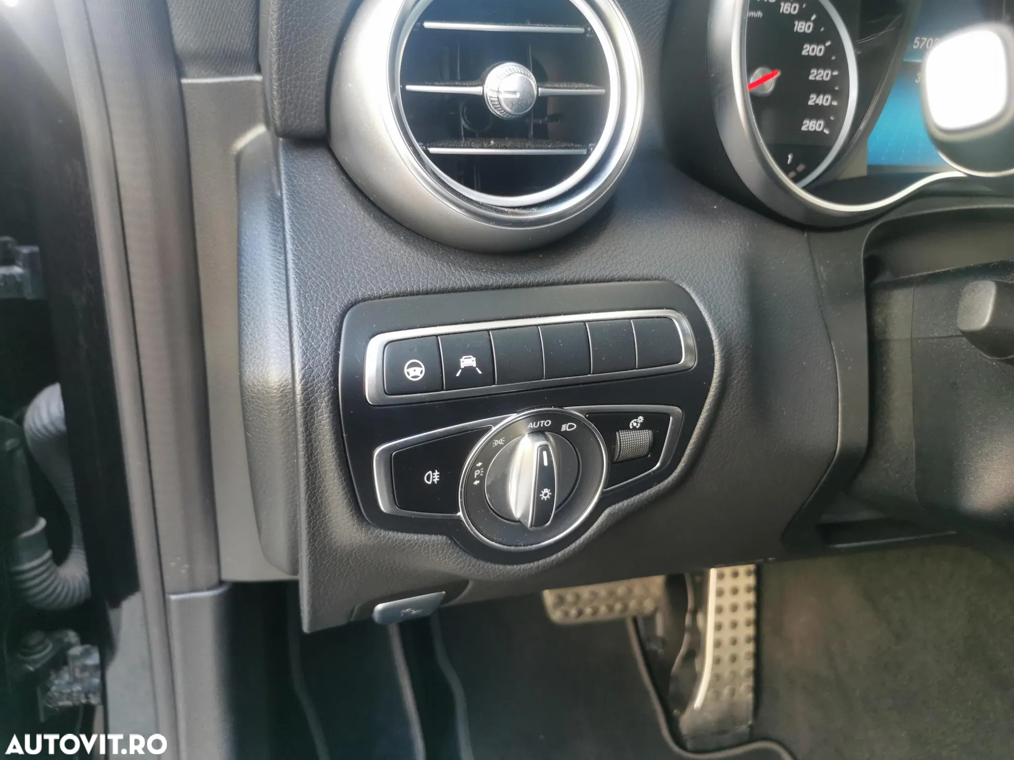 Mercedes-Benz C 220 d Cabrio - 17