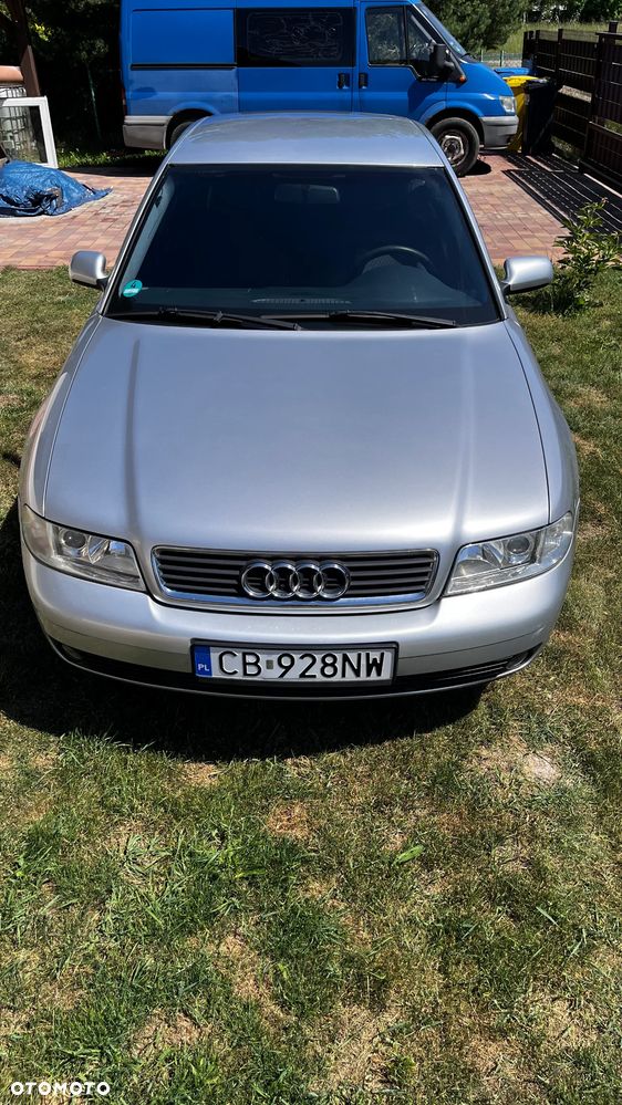 Audi A4 Limousine - 13