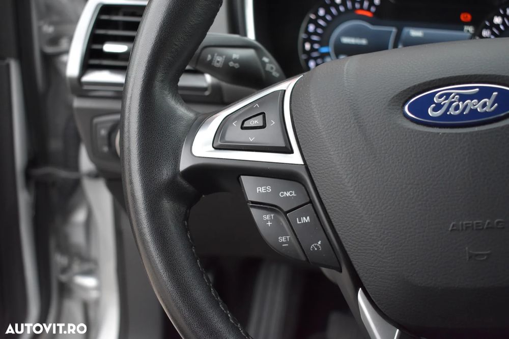 Ford Mondeo 2.0 EcoBlue Titanium - 13