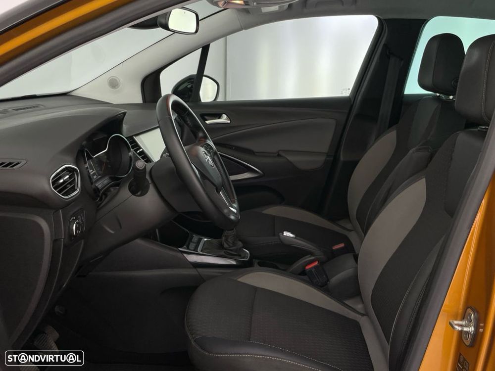 Opel Crossland X 1.2 T Innovation - 11