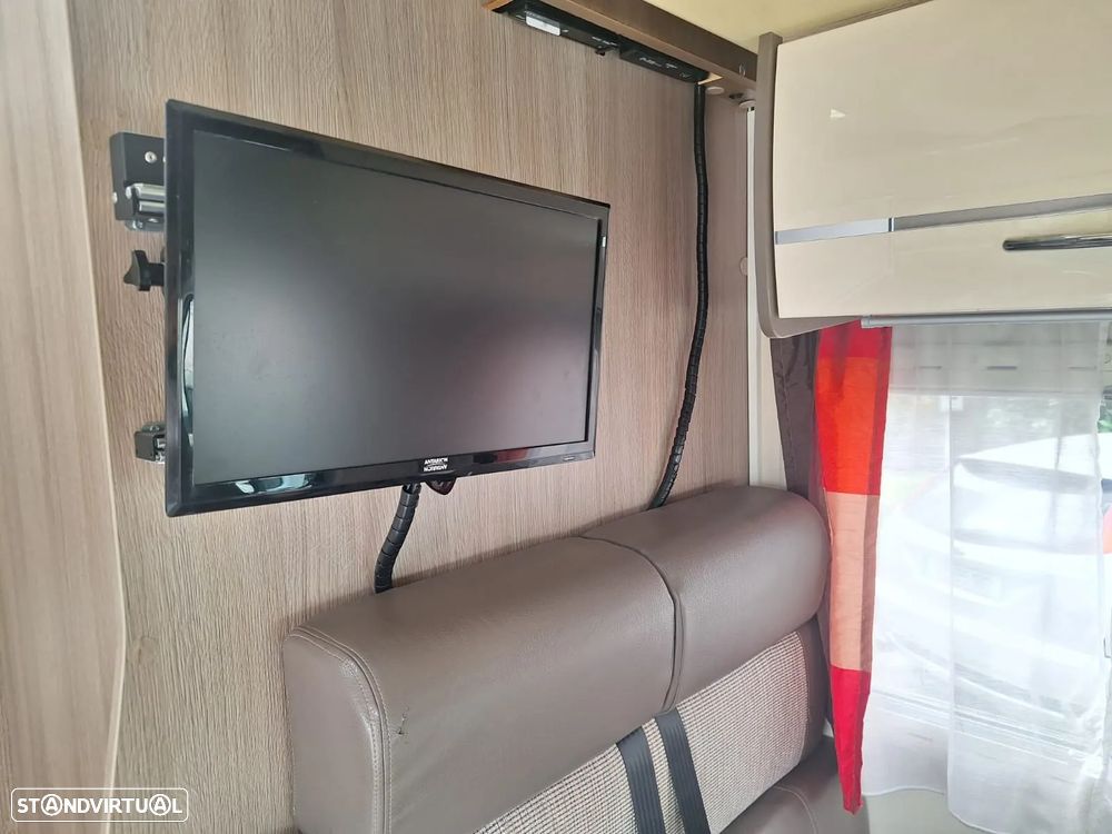 Ford Transit Perfilada - 24