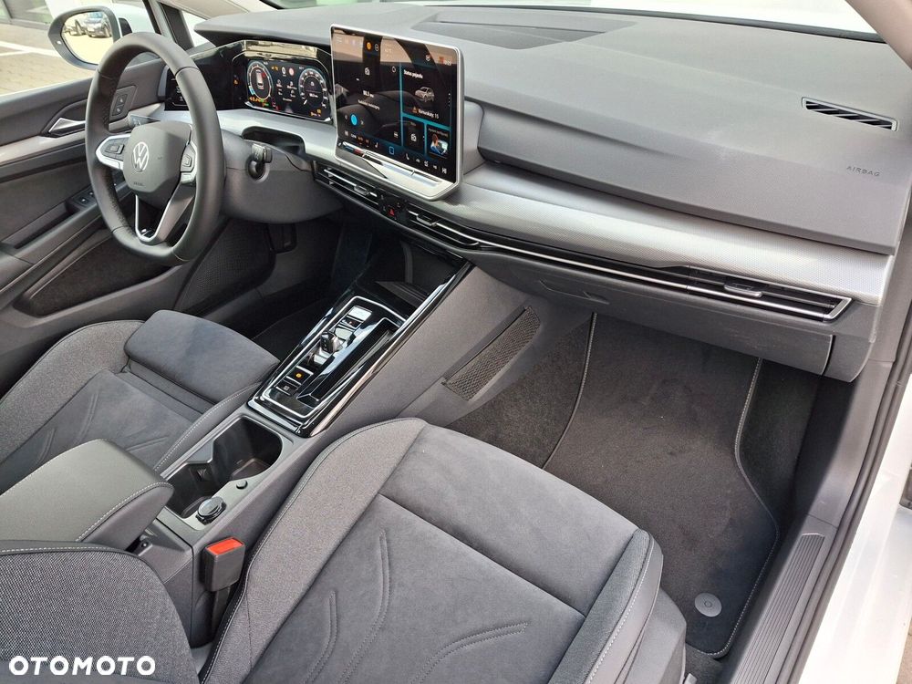 Volkswagen Golf Variant - 16