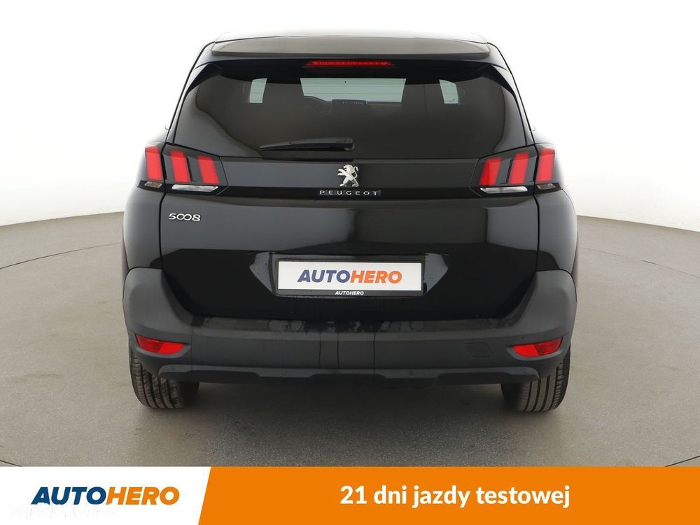 Peugeot 5008 - 5