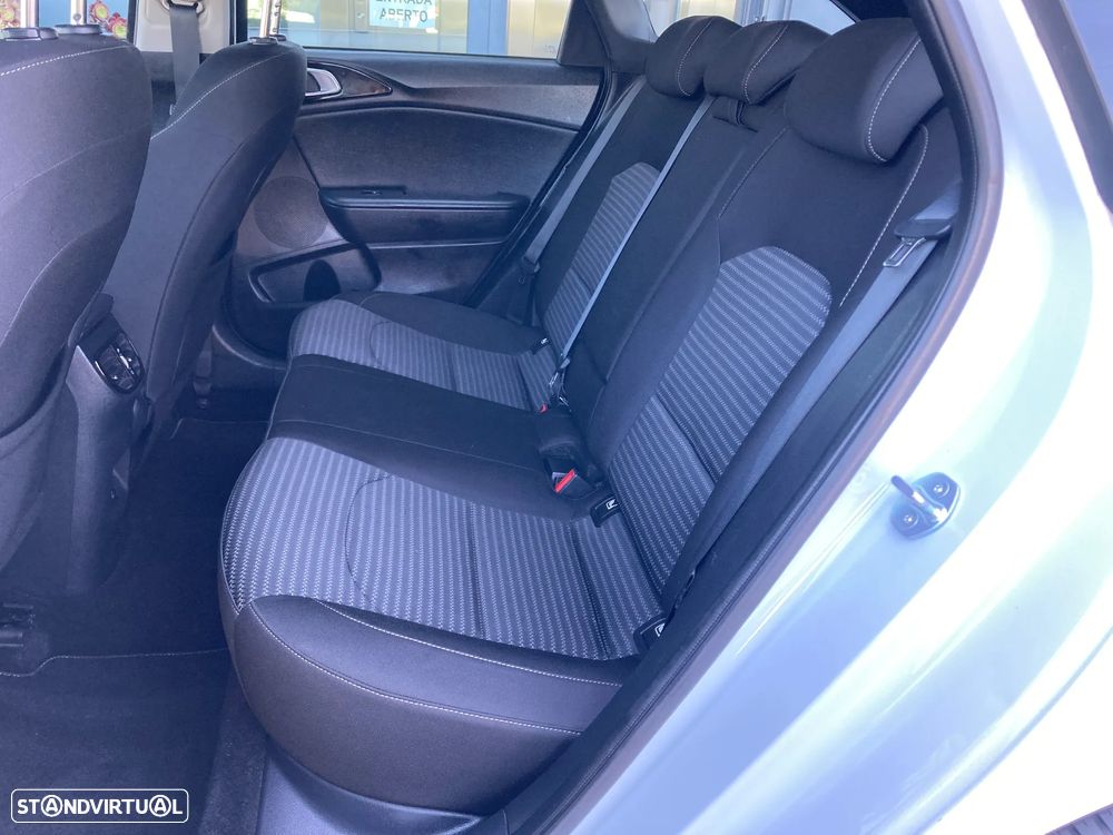 Kia Ceed 1.5 T-GDI DCT7 OPF (48V Mild Hybrid) Spirit - 34