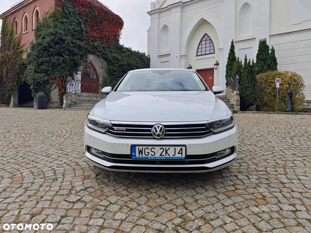 Volkswagen Passat 2.0 TDI Bi-Turbo BMT 4Mot Highline DSG - 4