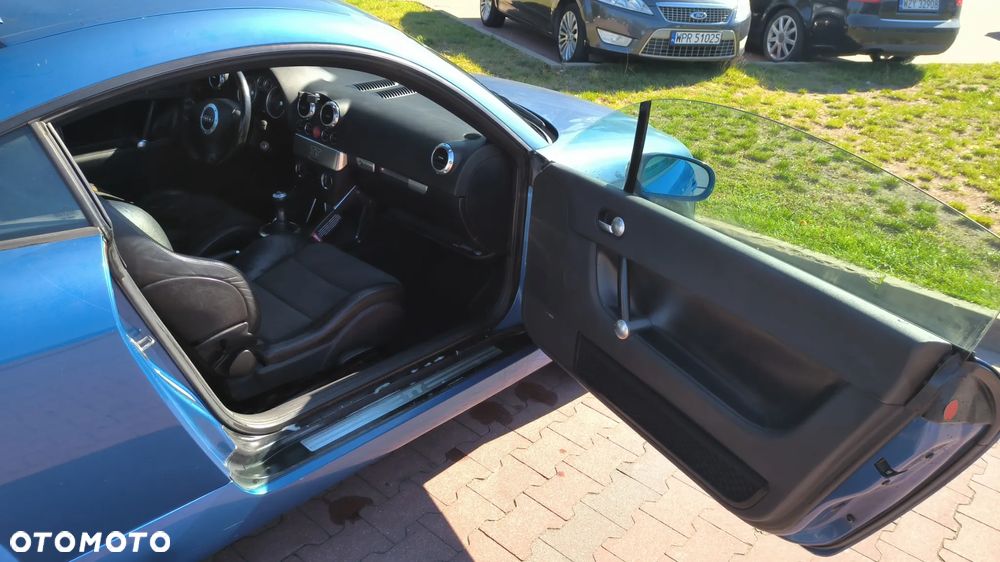 Audi TT Coupé 1.8T - 16