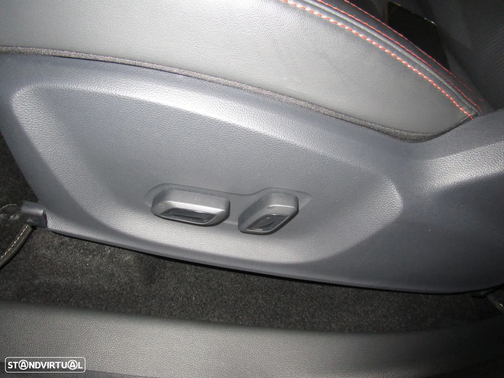 MG ZS Standard Luxury - 27