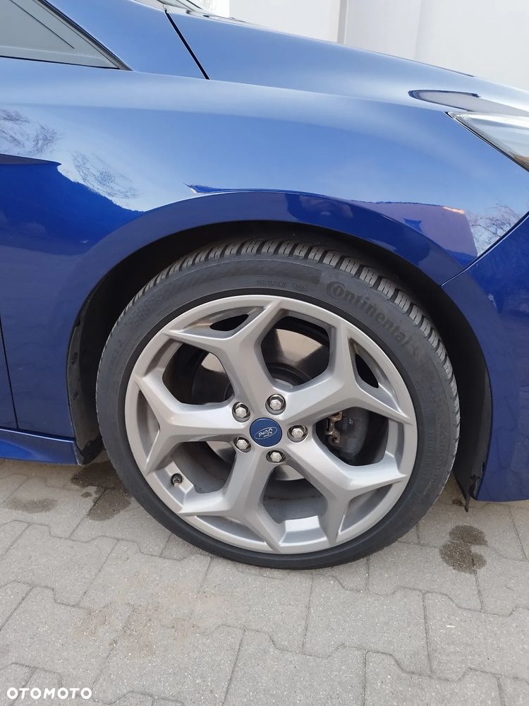 Ford Focus 2.0 TDCi ST - 12
