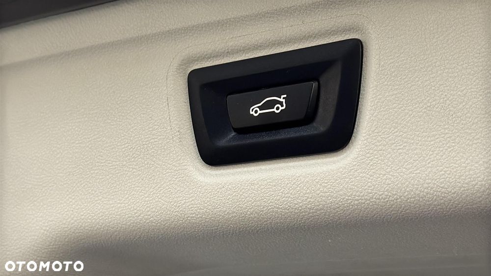 BMW Seria 3 318d MHEV Advantage - 21