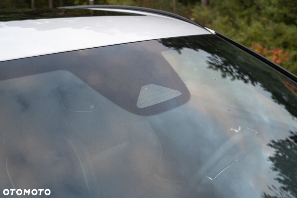 Volvo XC 60 B5 B AWD Ultimate Black Edition - 12