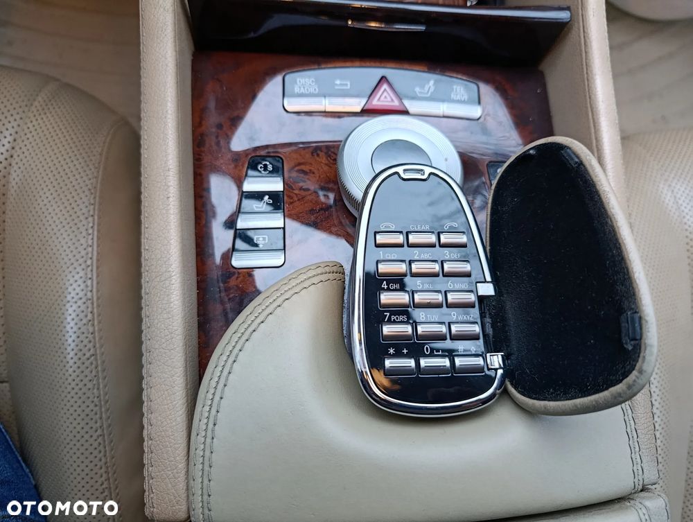 Mercedes-Benz CL - 16