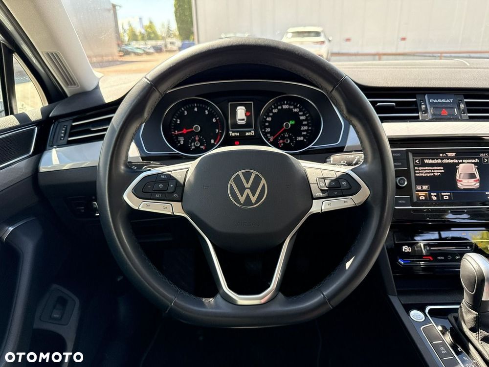 Volkswagen Passat 1.5 TSI EVO Business DSG - 25