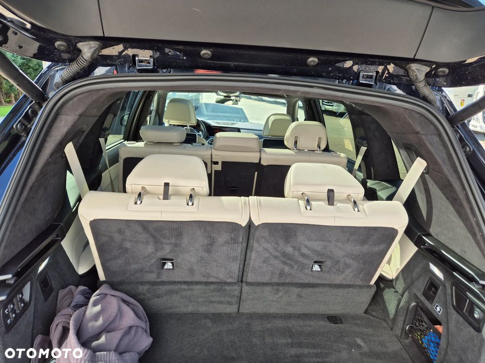 BMW X7 M50d sport - 8