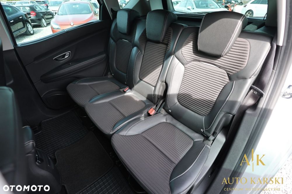 Renault Scenic - 31