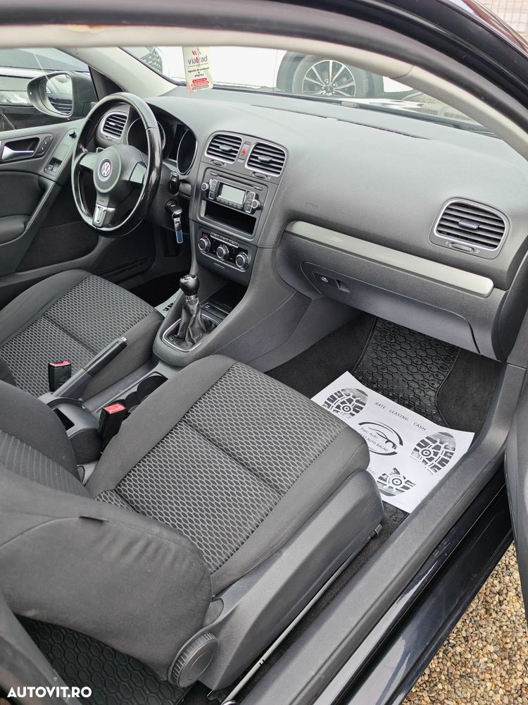 Volkswagen Golf - 16
