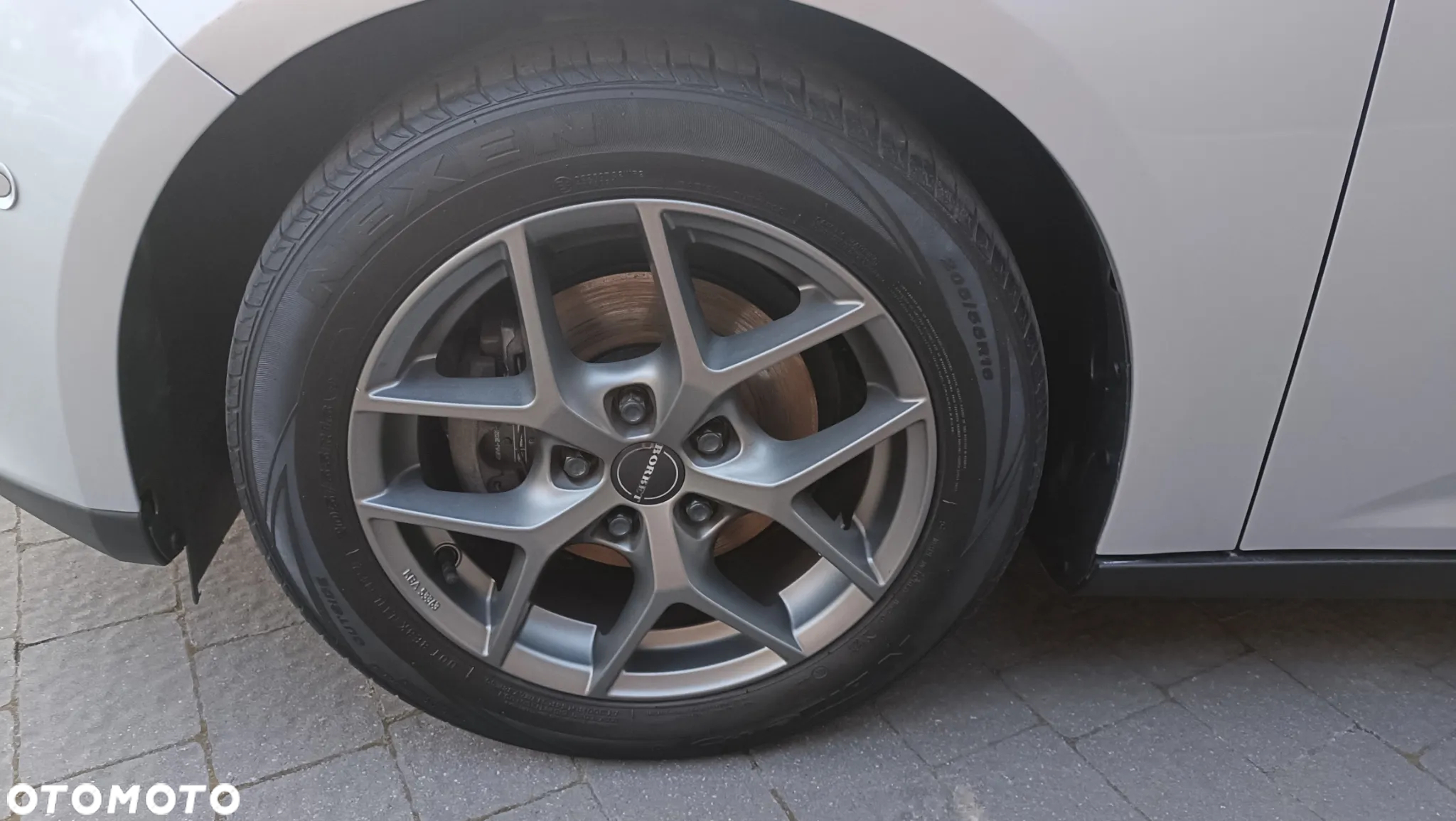 Ford Focus 1.0 EcoBoost Ambiente - 27