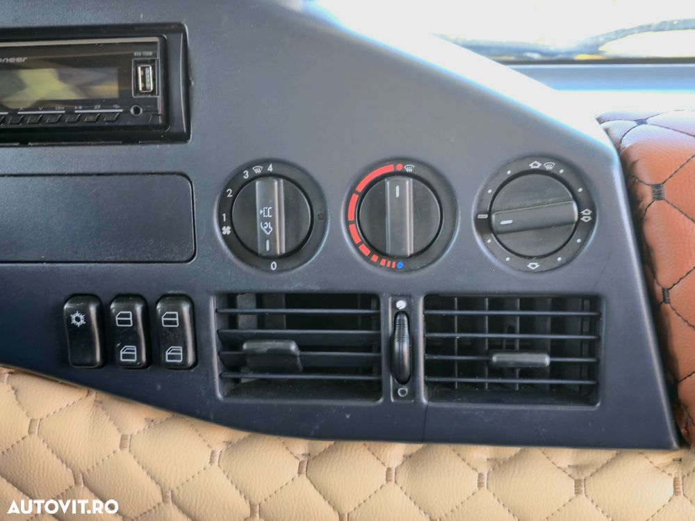 Mercedes-Benz Sprinter - 6