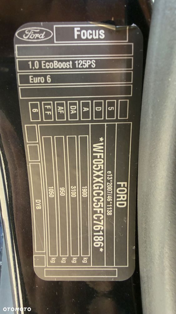 Ford Focus 1.0 EcoBoost Titanium ASS - 24