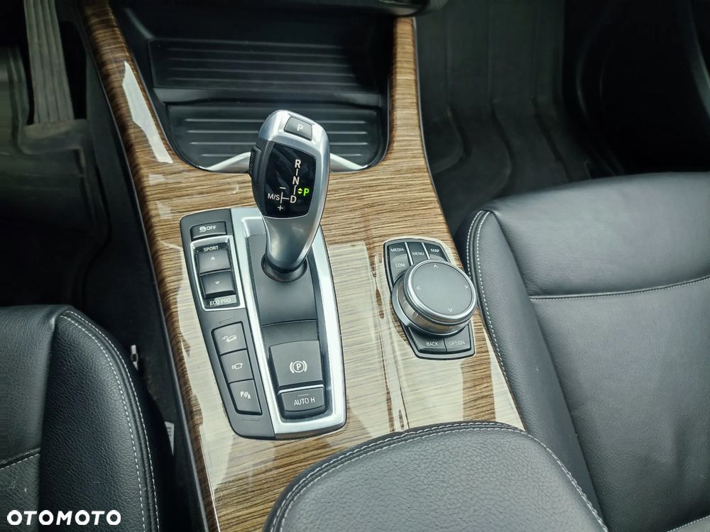 BMW X3 28i xDrive - 22