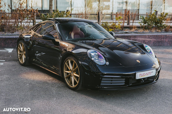 Porsche 992