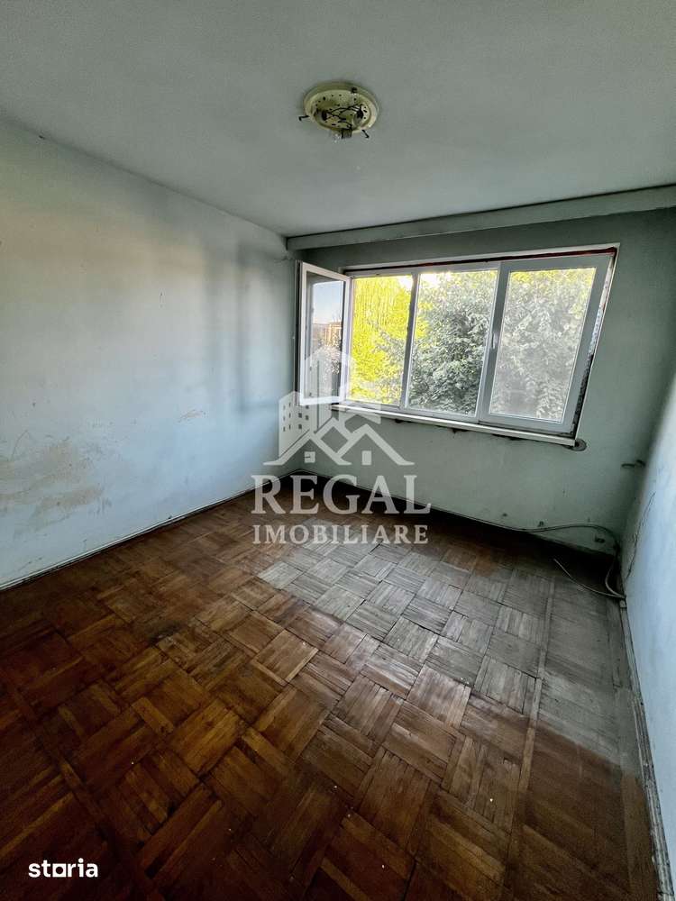 Apartament cu 2 camere și balcon mare, Micro 3 – pregătit ptr renovare — fotografia 3