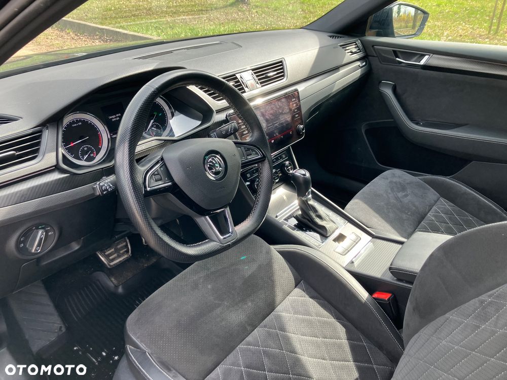 Skoda Superb 2.0 TDI SCR Sportline DSG - 13