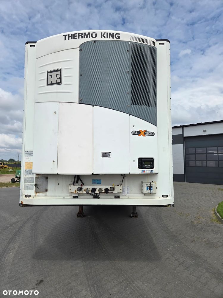 Schmitz Cargobull SKO 24 - 6